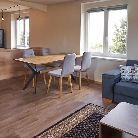Urtica Apartment *